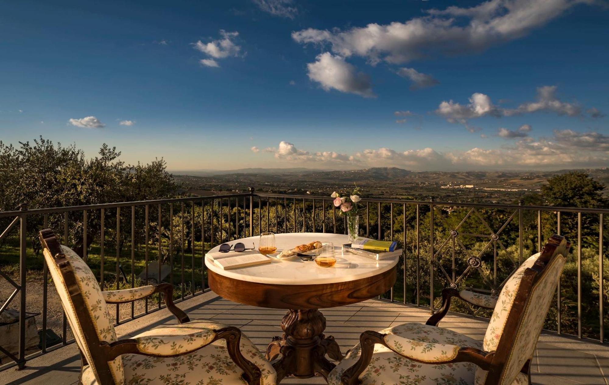 Il Mulino Della Signora Luxury Country House Frigento Luaran gambar