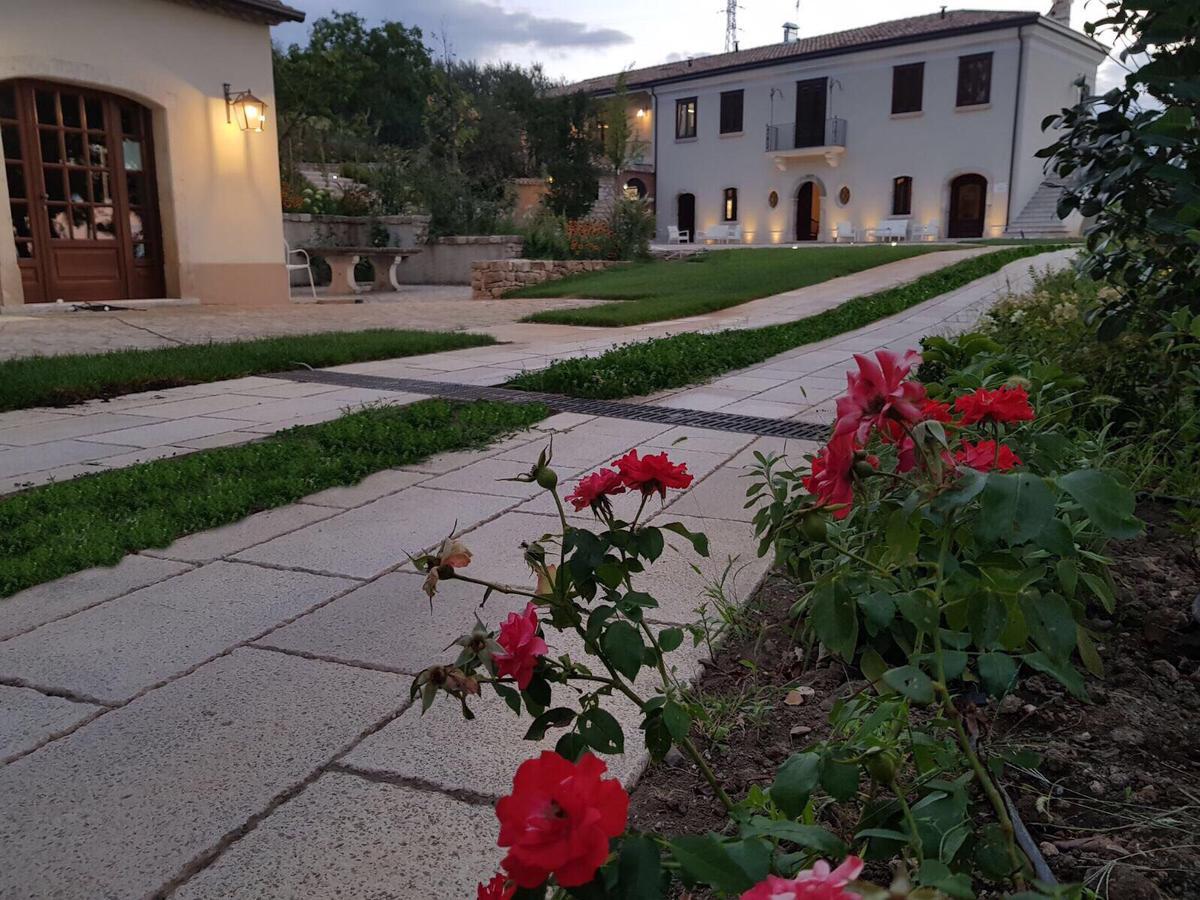 Il Mulino Della Signora Luxury Country House Frigento Luaran gambar