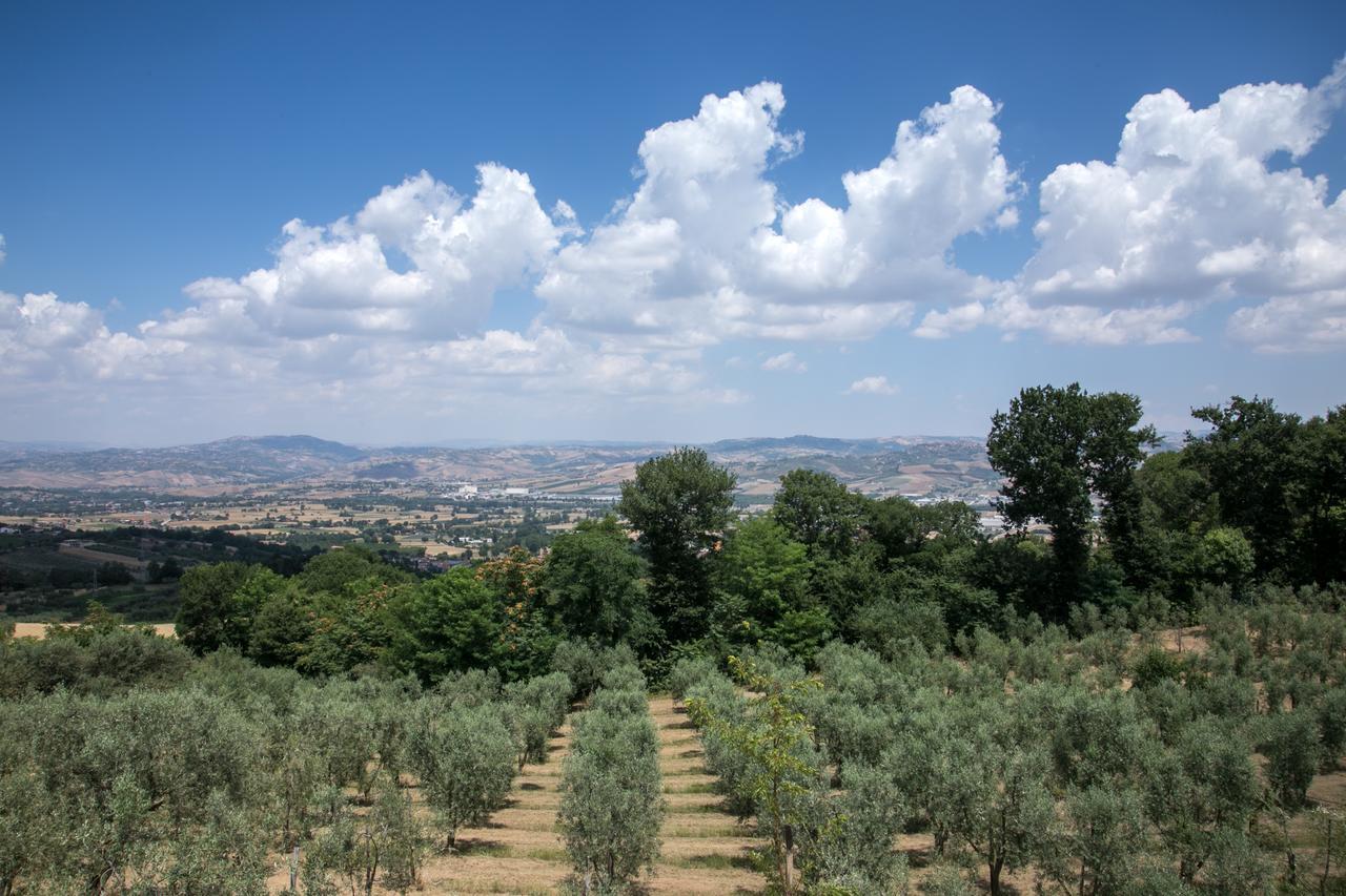 Il Mulino Della Signora Luxury Country House Frigento Luaran gambar